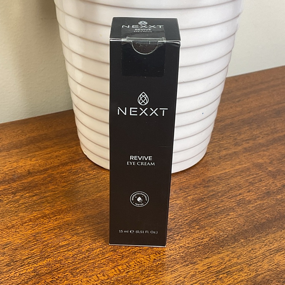 NEXXT Revive Eye Cream NIB
